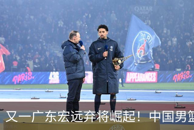 又一广东宏远弃将崛起！中国男篮20岁混血新星闪耀：砍28+11+5